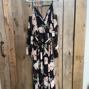 Charlotte Russe Cold Shoulder Long Sleeve Floral Maxi Dress XL NWT
